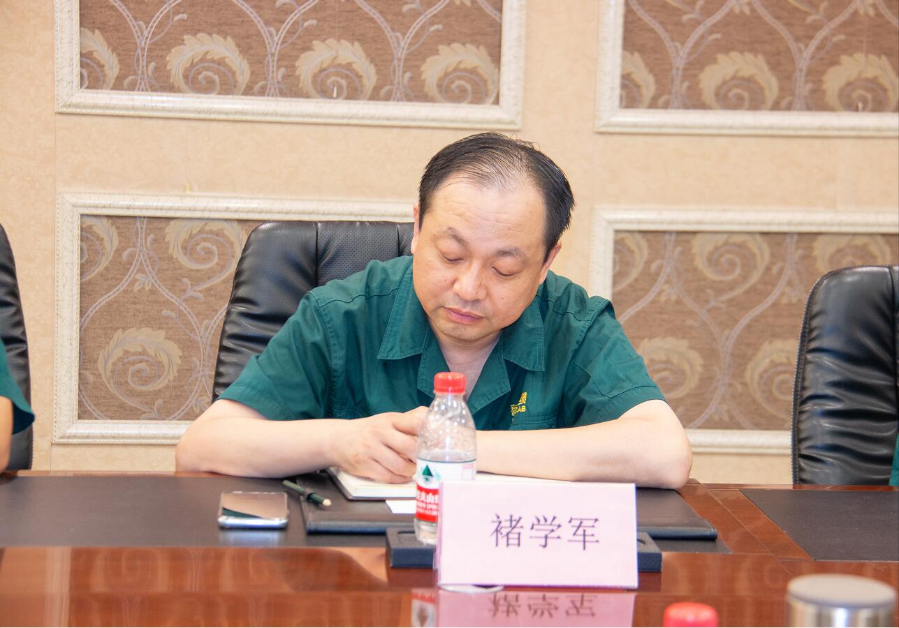 唯有奮鬥 方得始終 